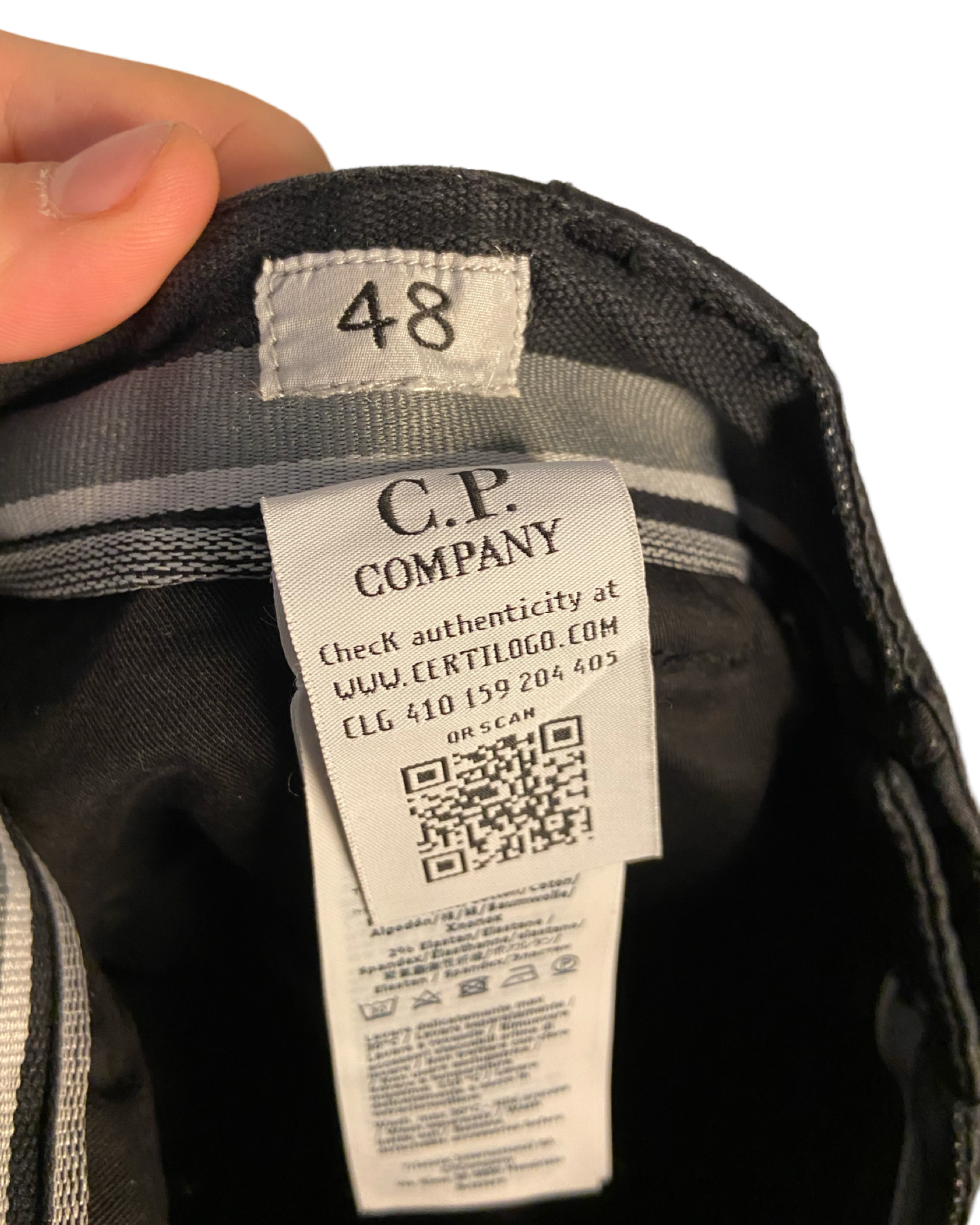 Z-C.P. Company Cargo Shorts (32W)